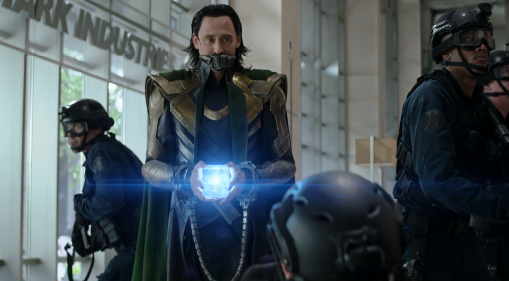 Loki-Escaping-in-Avengers-Endgame.png