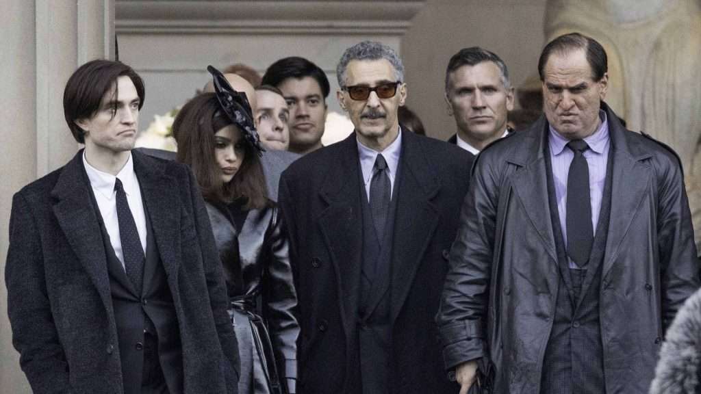 Robert Pattinson, Zoë Kravitz,, John Turturro and Colin Farrell on the set of 'The Batman'.