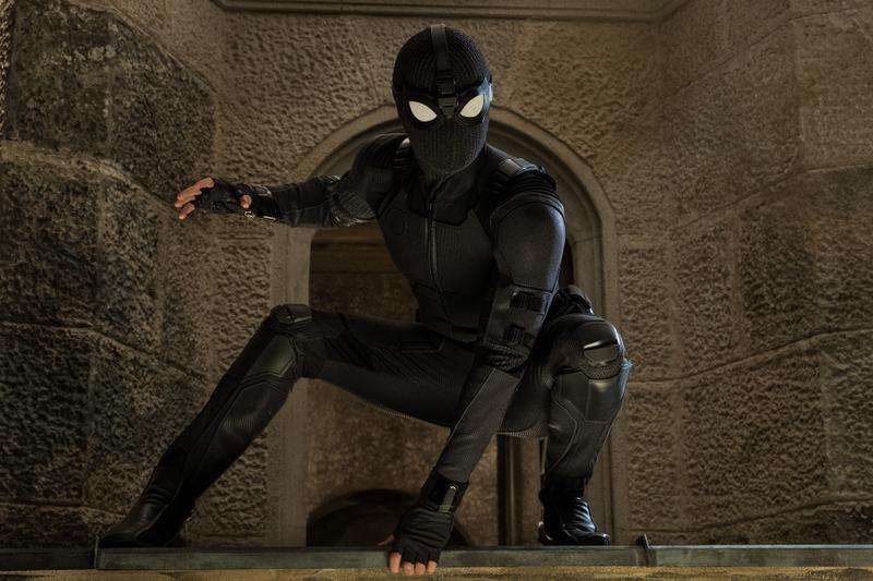 https hypebeast.com image 2019 05 spider man far from home international tv spots features new suits 1