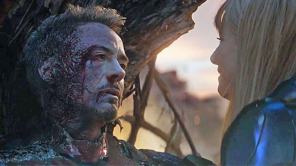 How Did Hulk Get Iron Man's Mask from Endgame?