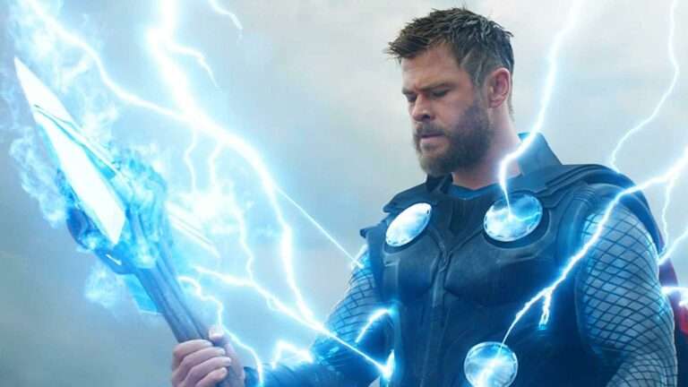 Thor Has ONE Same Power as Superman (But He Never Uses It)