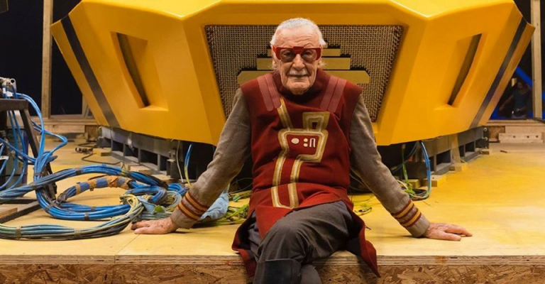 NEW Behind-The-Scene Picture Of Stan Lee from Thor: Ragnarok