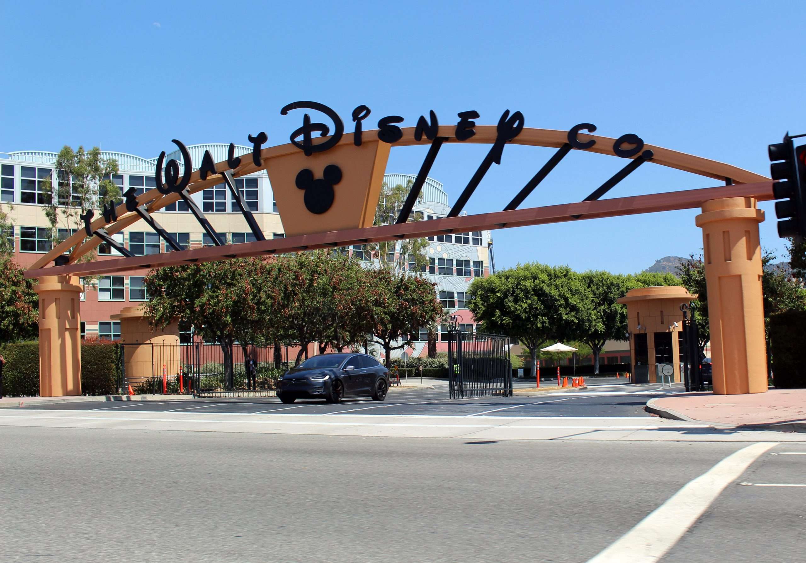 Walt Disney Studios Alameda Entrance scaled