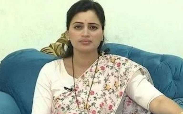 Member Of Parliament Navneet Kaur Fined For Her Fake Caste Certificates