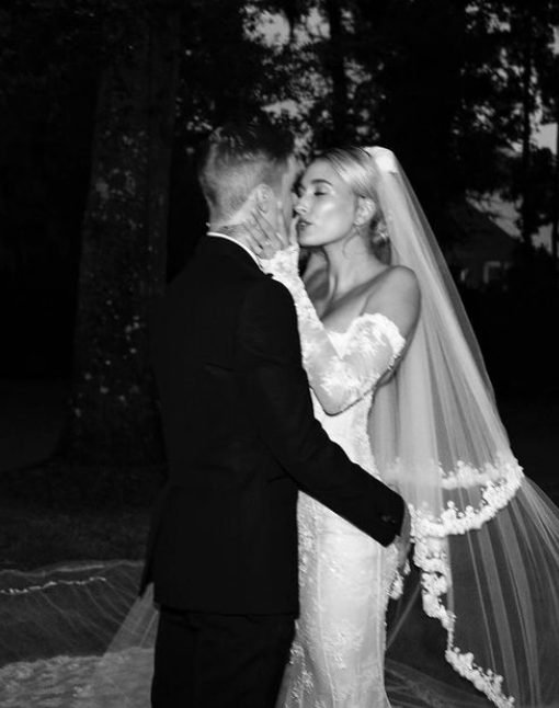 A picture of Justin Bieber with Hailey